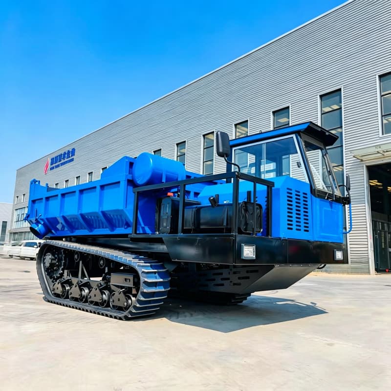 Crawler dumper with Discharge Port