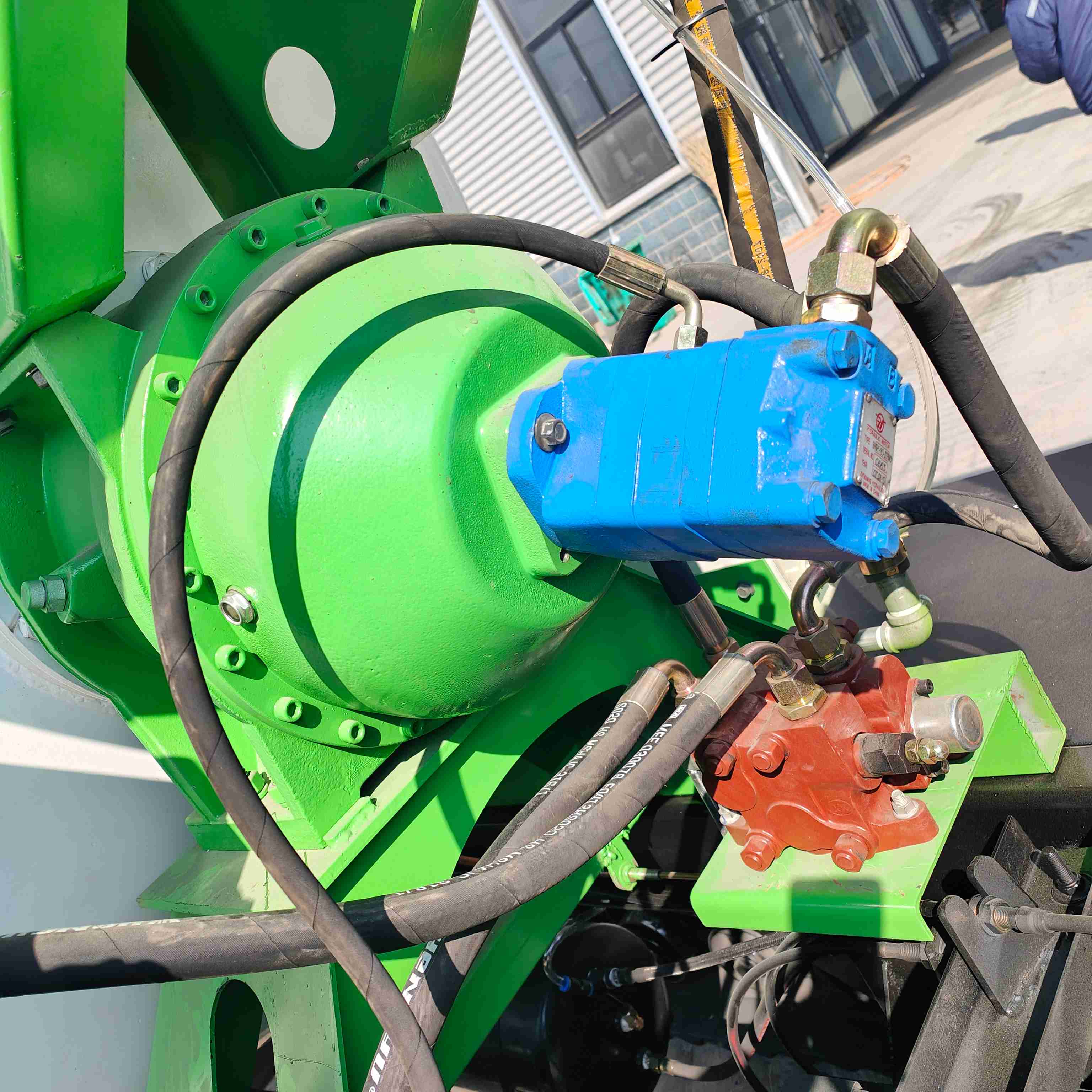 خزان خلط الزاحف