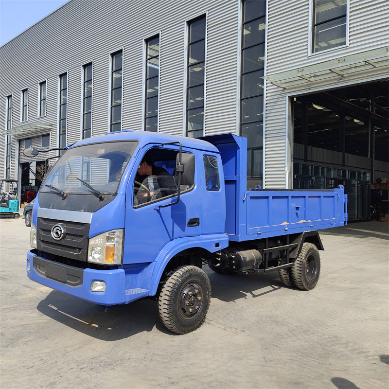 6-Tonnen-Muldenkipper