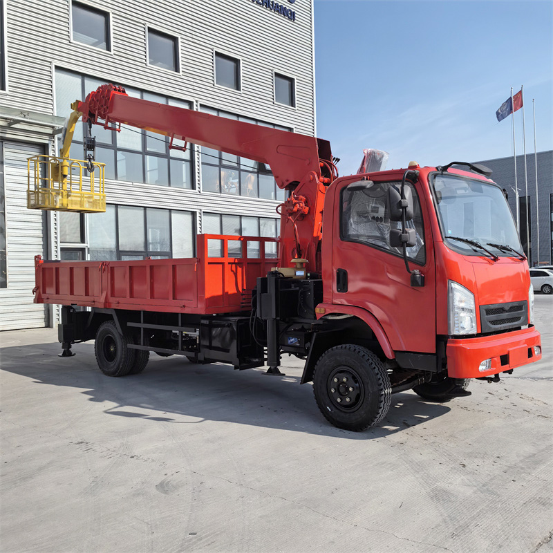 10 टन ट्रक माउंटेड क्रेन