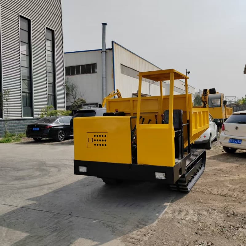 شاحنة قلابة صغيرة بوزن 4 أطنان