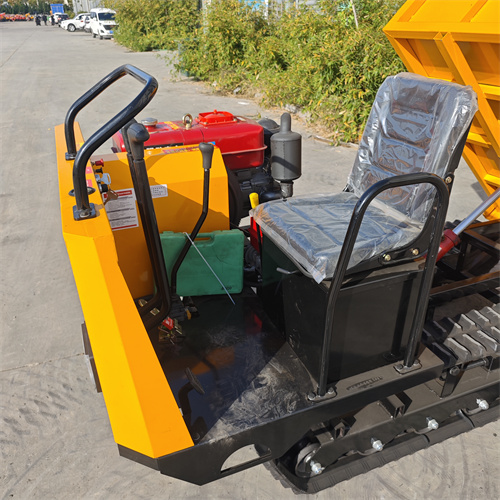 شاحنة قلابة مجنزرة سعة 2 طن