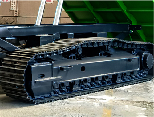 شاحنة قلابة مجنزرة سعة 50 طنًا