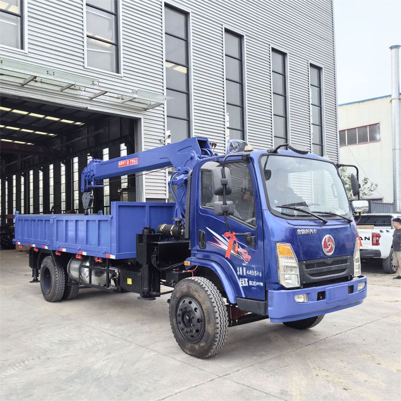 8 Ton Truck Mounted Crane 