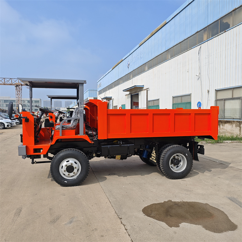 شاحنة قلابة صغيرة سعة 6 أطنان