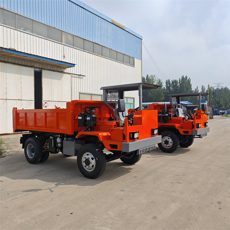 شاحنة قلابة صغيرة سعة 6 أطنان