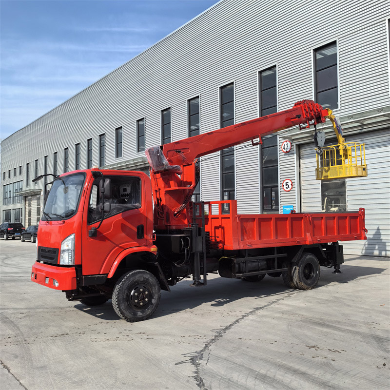 10 टन ट्रक माउंटेड क्रेन