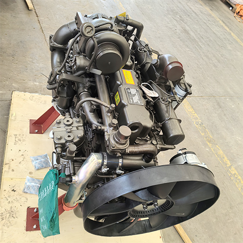 رافعة مثبتة على شاحنة سعة 12 طنًا