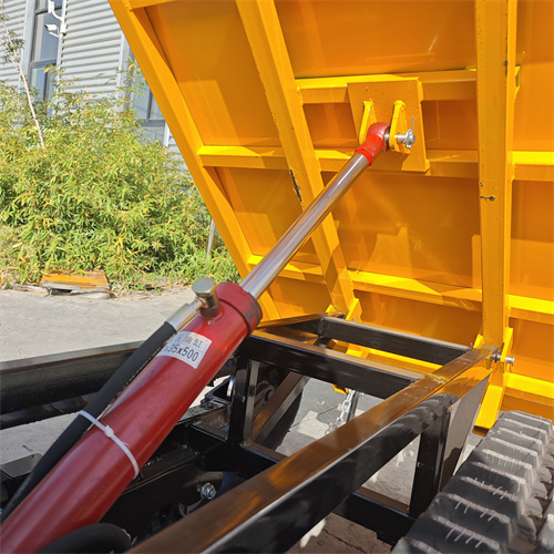 شاحنة قلابة مجنزرة سعة 2 طن